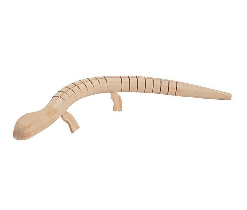Wooden chameleon for painting
