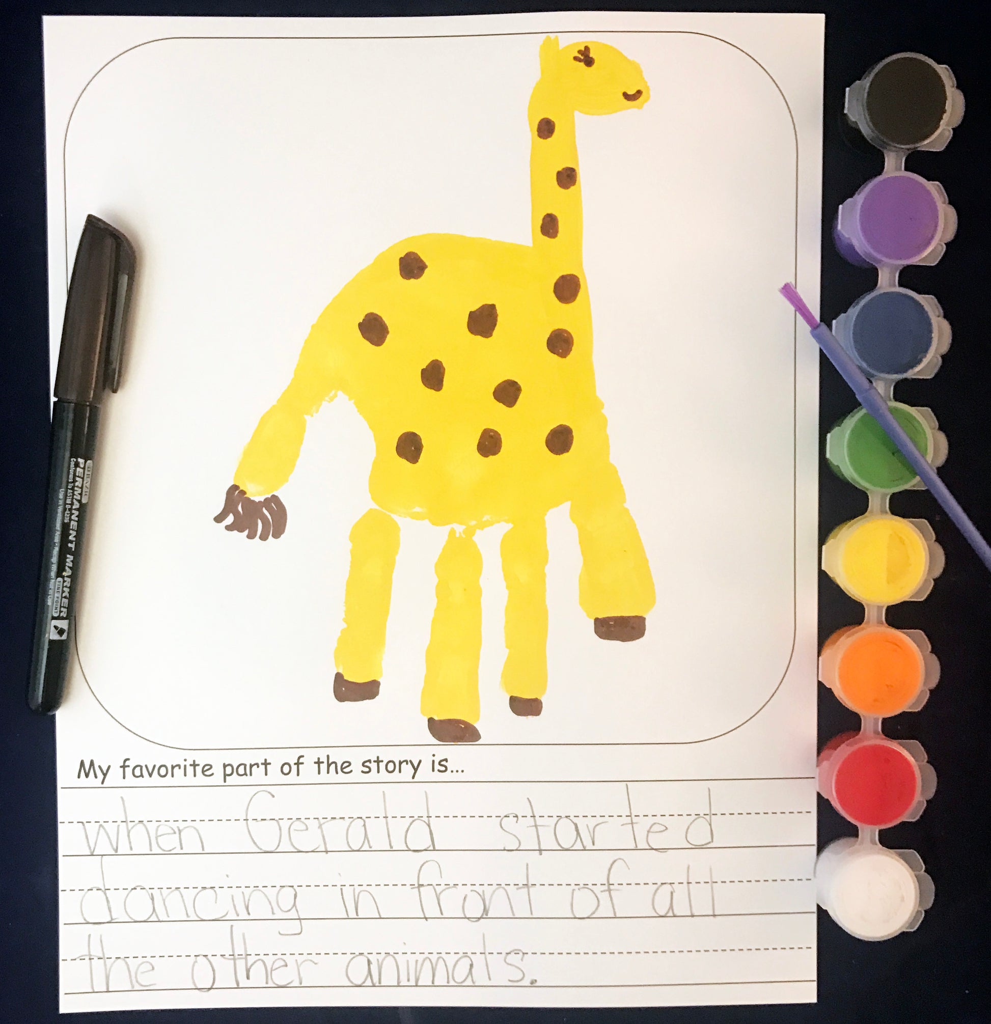 Giraffe handprint