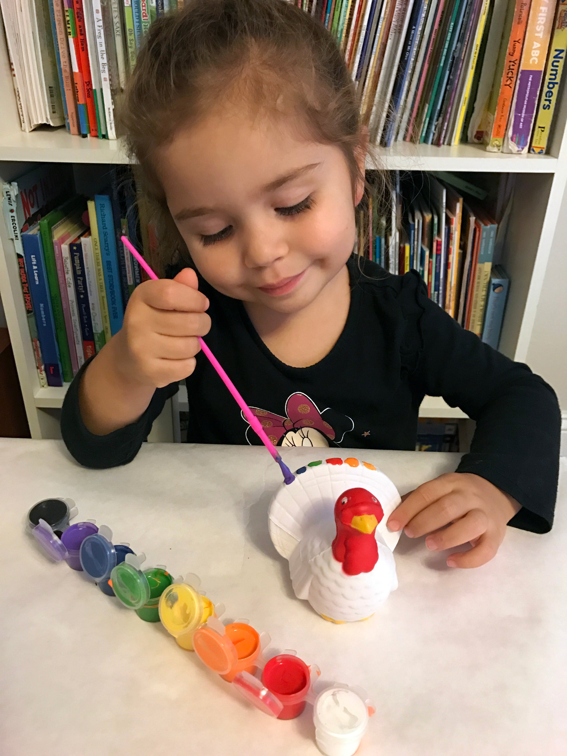 Painting a turkey craft