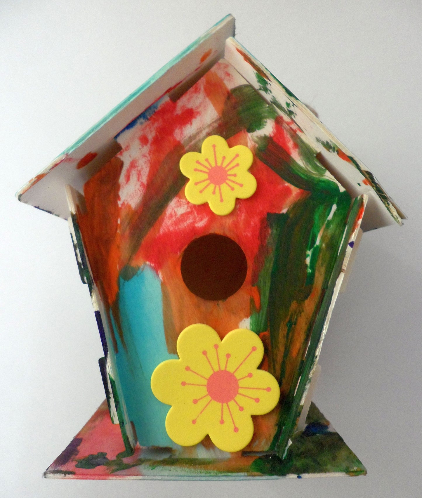 DIY Birdhouse {Kid Craft}