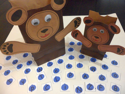 Paper bag bears - Blueberries For Sal by Robert McCloskey - Ivy Kids subscription box activities.